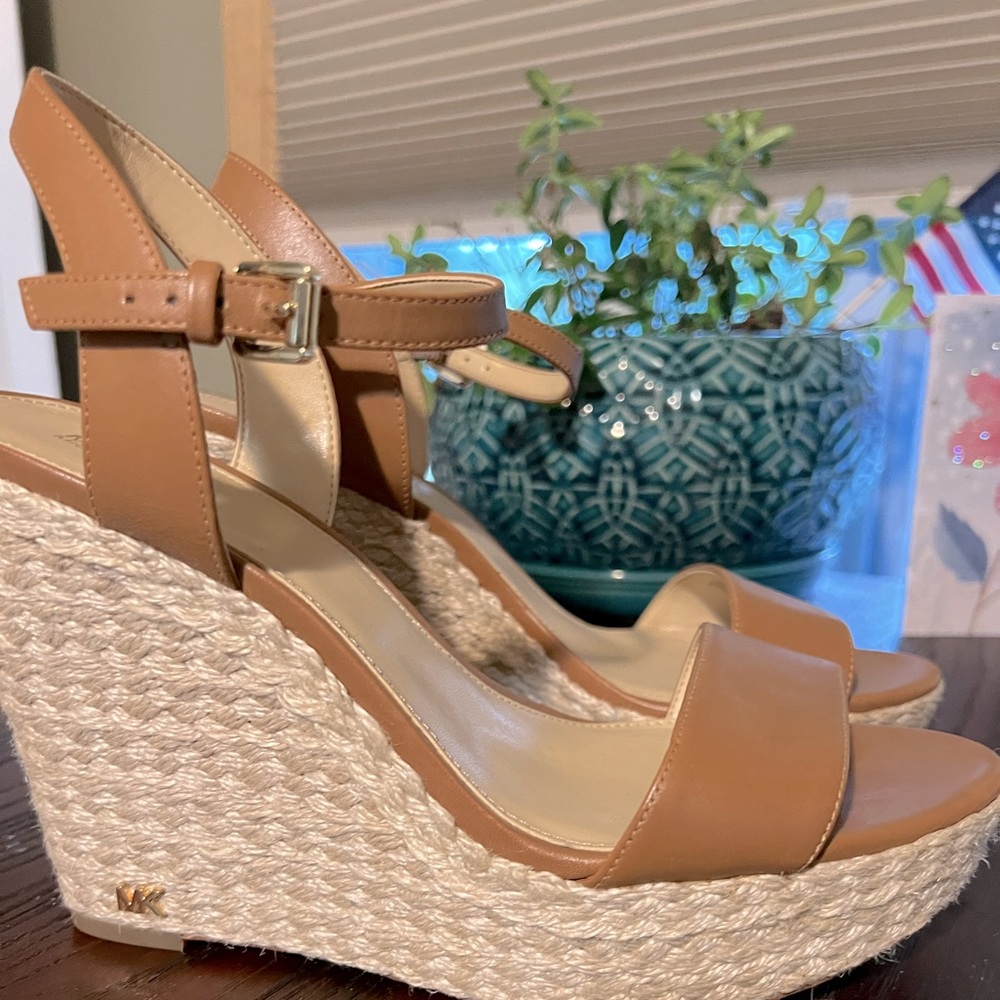 Michael Kors - Size 9.5 Tan Leather Wedge Heels - Excellent Cond - Worn Once